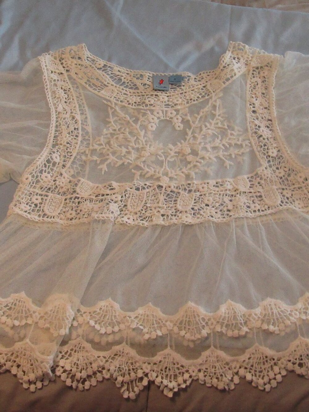 Pink Melo Women's Sheer Mesh Lace Overlay Top Blush BEIGE Floral Boho Size SMALL